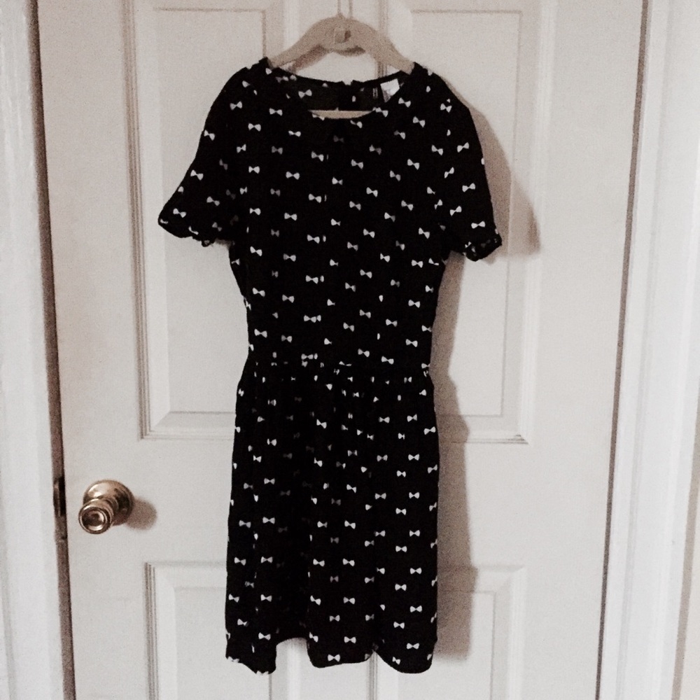 Bow Peter-Pan Collar Dress